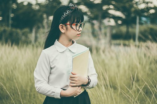 斷聯多久巨蟹男會找你,巨蟹男放不下哪一种女人