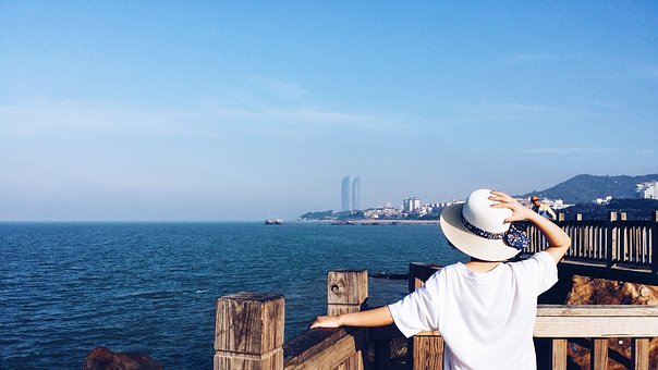 金牛女喜歡一個人的表現,金牛座女人喜歡的男人類型有這四種